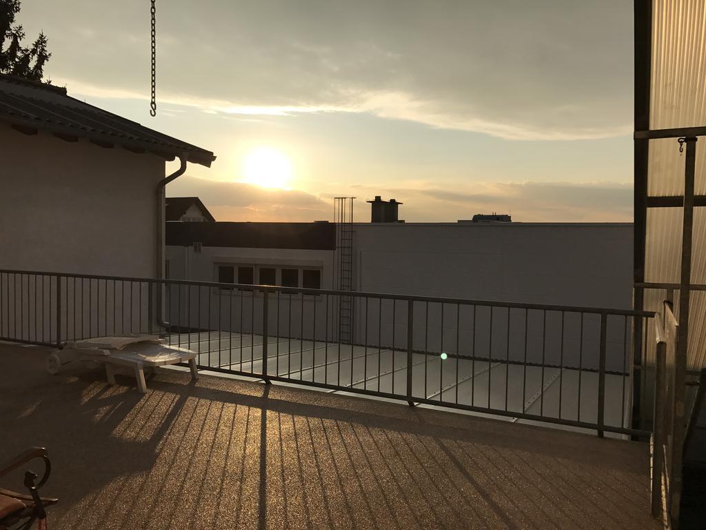 Die Werkstatt Dreieich Exteriör bild